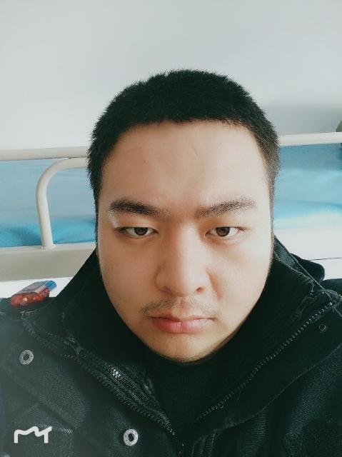 负重前行的第一张照片--哈密残疾人相亲网